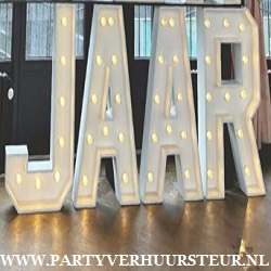 XL LED Licht Letters (100cm) JAAR €125,00