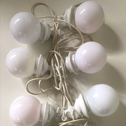 6 grote bollen met witte LED-Lampen €12,00